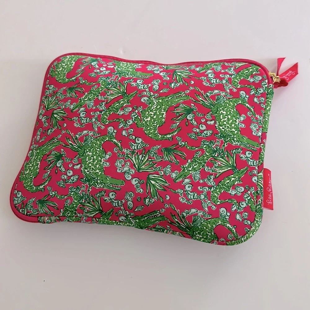Lilly Pulitzer || Pink & Green Tablet Case.